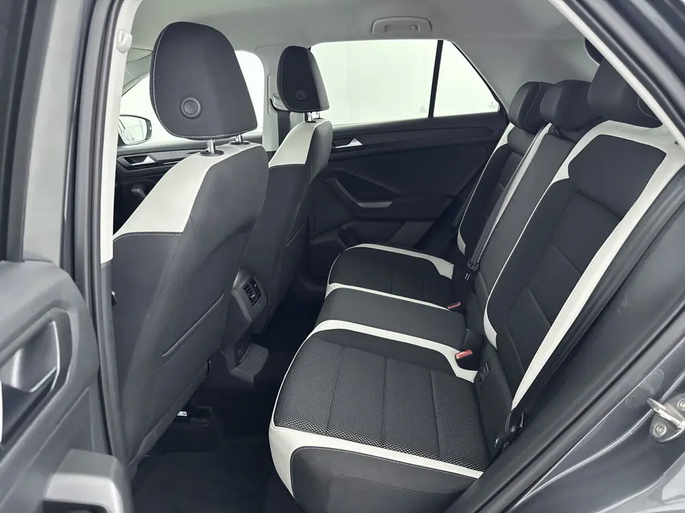 Volkswagen T-Roc 1.5 TSI Sport // CAMERA // DIGITAL COCKPIT uit 2019, foto 5