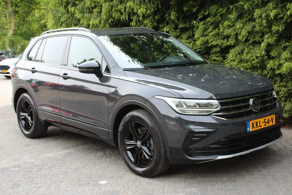 Volkswagen Tiguan 2.0 TSI 4Motion Urban Sport 190PK Automaat uit 2022, foto 10