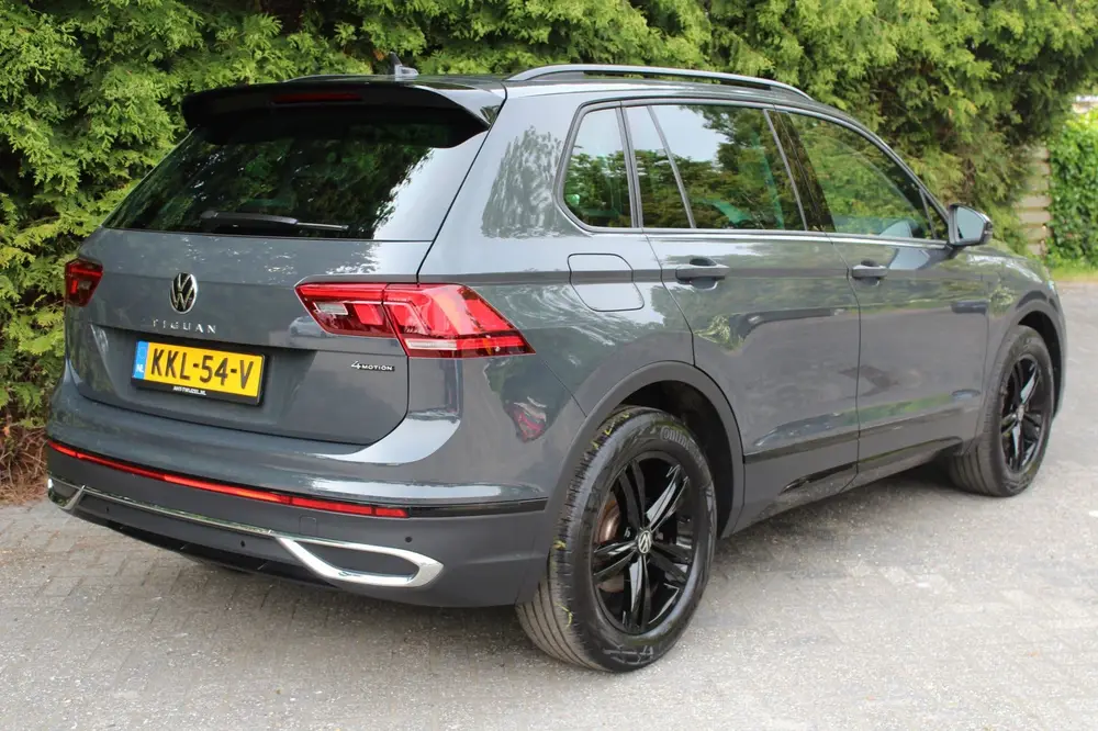 Volkswagen Tiguan 2.0 TSI 4Motion Urban Sport 190PK Automaat uit 2022, foto 2