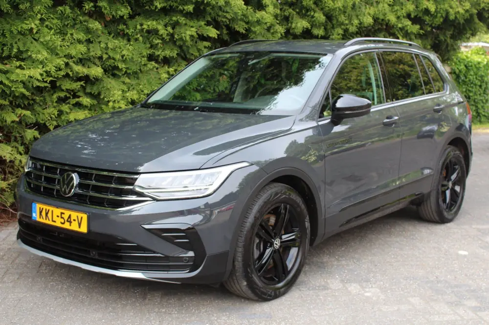 Volkswagen Tiguan 2.0 TSI 4Motion Urban Sport 190PK Automaat uit 2022, foto 8