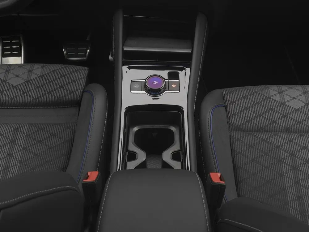 Volkswagen Tayron R-Line 1.5 eHybrid 204 PK | Trekhaak | Hea uit 2025, foto 10