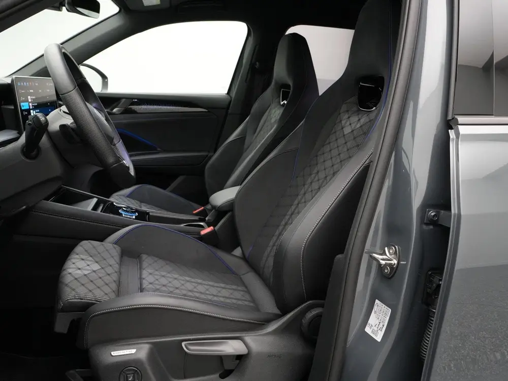 Volkswagen Tayron R-Line 1.5 eHybrid 204 PK | Trekhaak | Hea uit 2025, foto 11