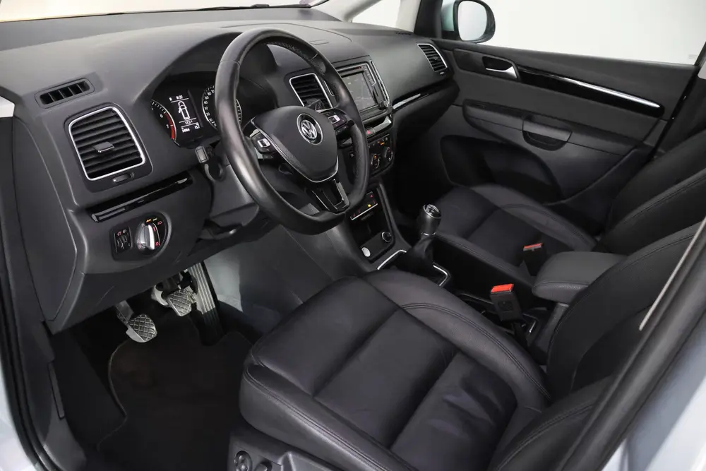 Volkswagen Sharan 1.4TSI 7Pers. HIGHLINE PANO | LEDER | ELEK uit 2019, foto 15