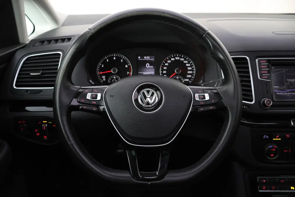 Volkswagen Sharan 1.4TSI 7Pers. HIGHLINE PANO | LEDER | ELEK uit 2019, foto 17