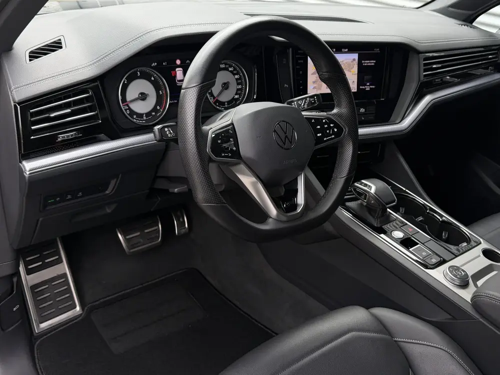 Volkswagen Touareg 3.0 TDI R-Line I Aut. I Grijs Kenteken I uit 2021, foto 12