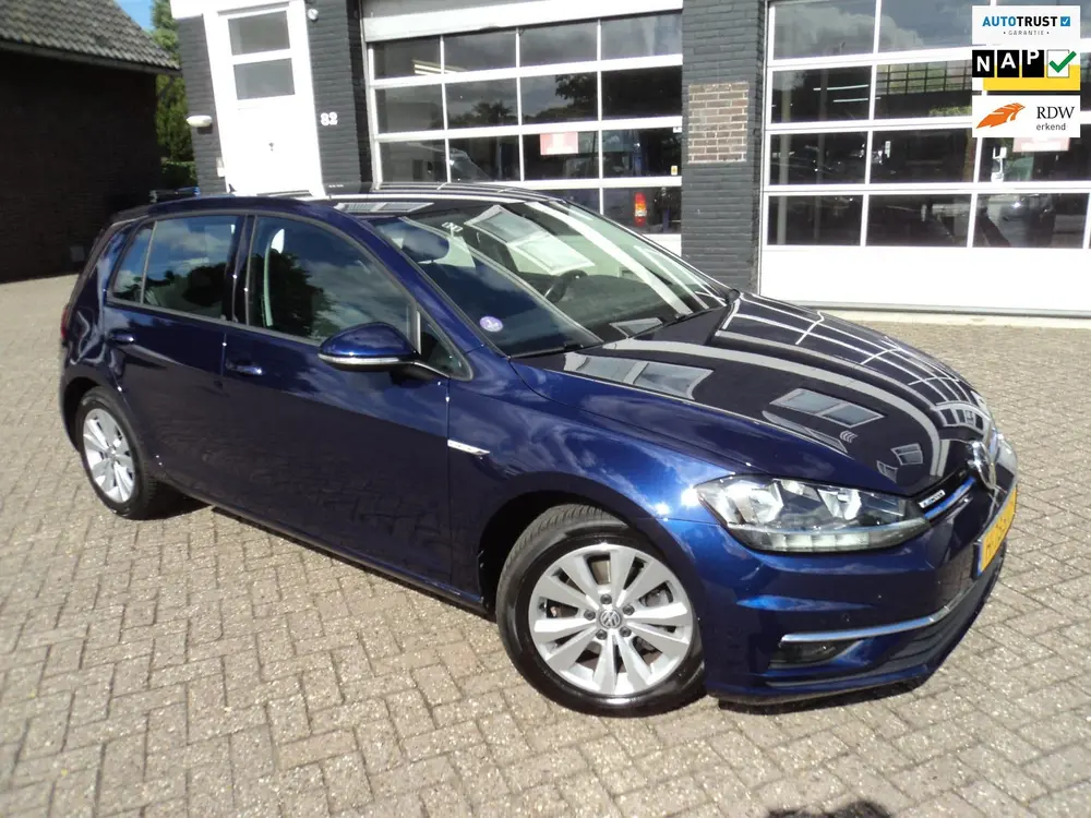 Volkswagen Golf 1.5 TSI Comfortline Cruise Navi PDC uit 2020