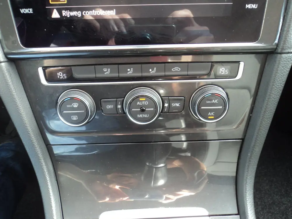 Volkswagen Golf 1.5 TSI Comfortline Cruise Navi PDC uit 2020, foto 16