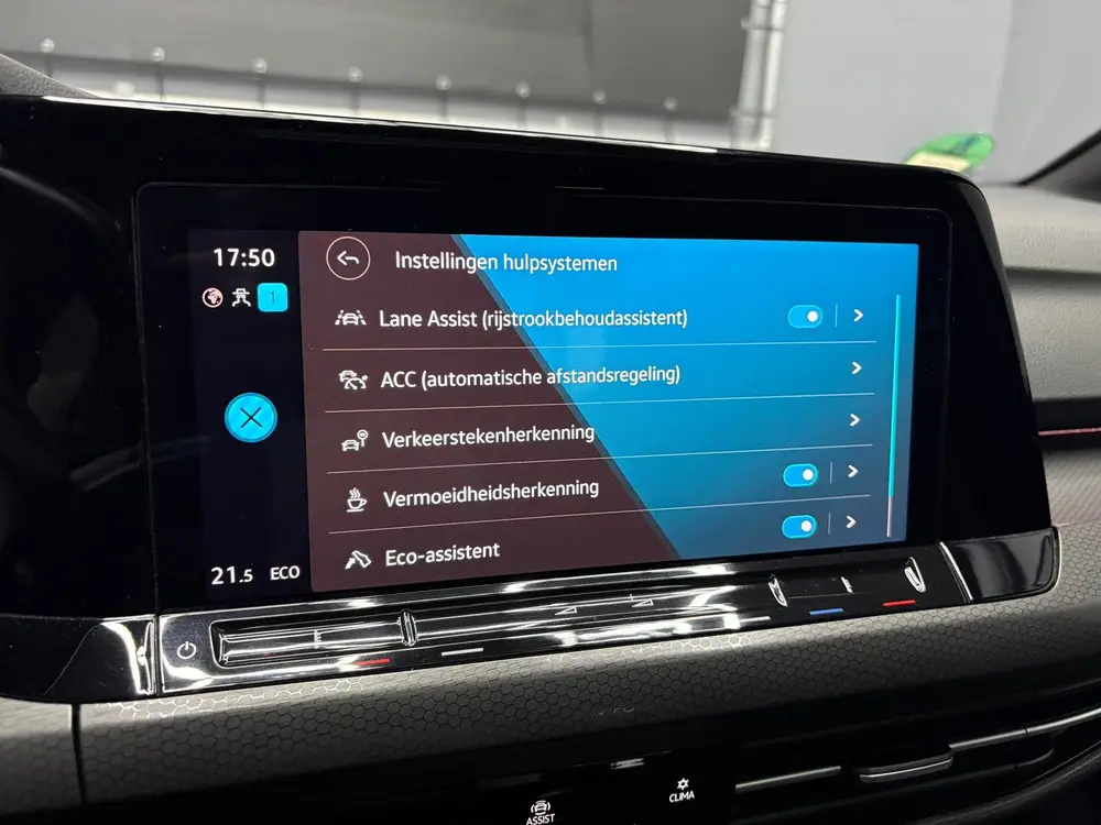 Volkswagen Golf 1.4 eHybrid GTE PANO uit 2021, foto 17