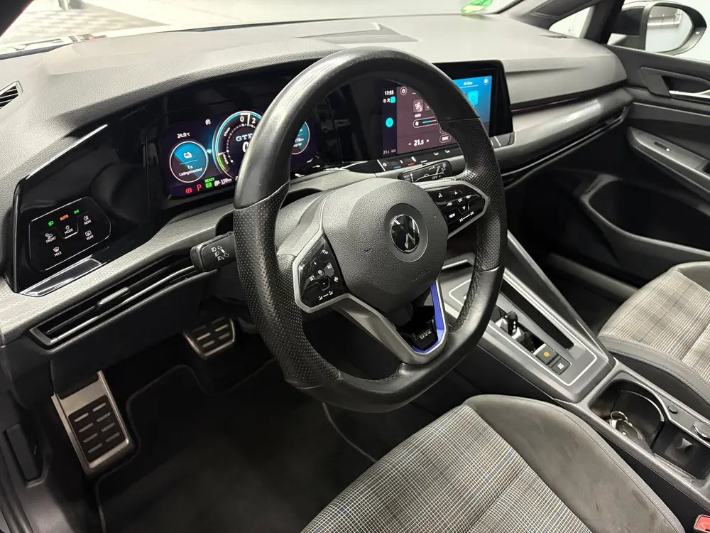 Volkswagen Golf 1.4 eHybrid GTE PANO uit 2021, foto 6