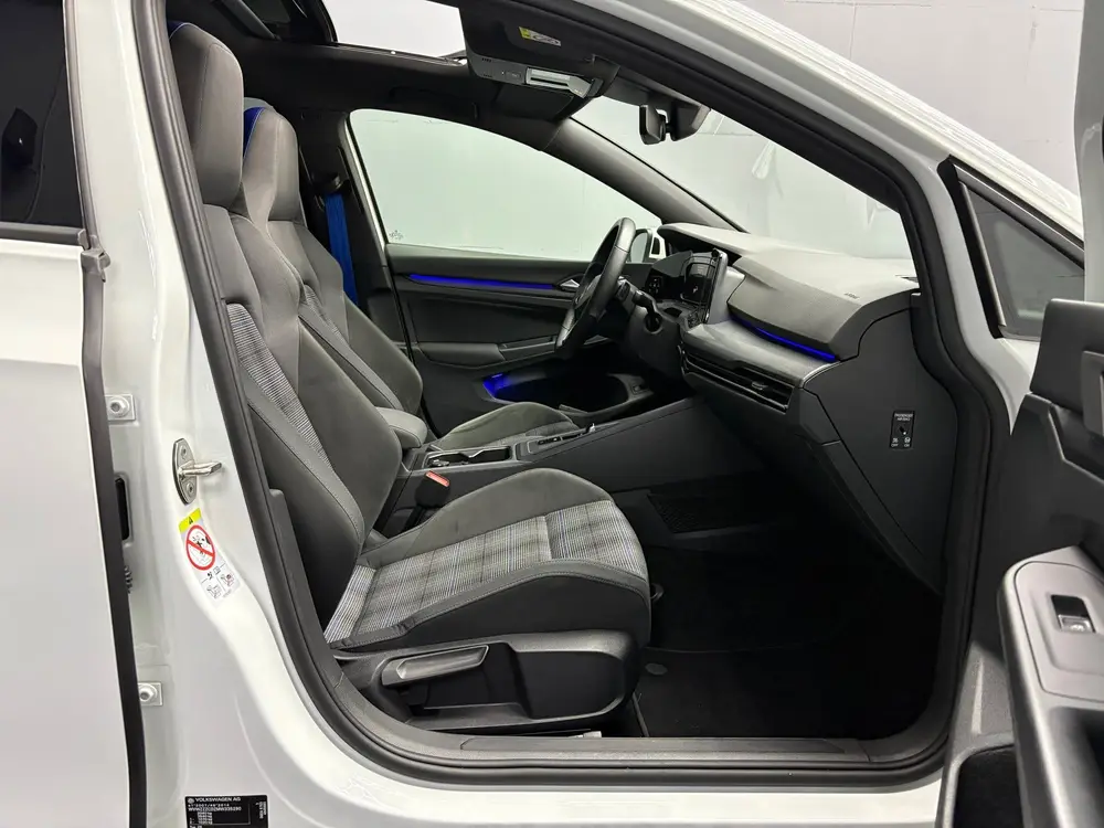 Volkswagen Golf GTE 1.4 eHybrid PANO uit 2021, foto 11