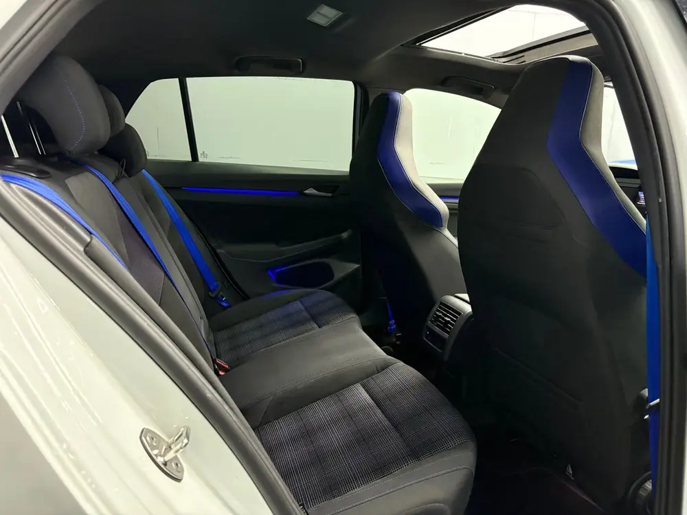 Volkswagen Golf GTE 1.4 eHybrid PANO uit 2021, foto 14