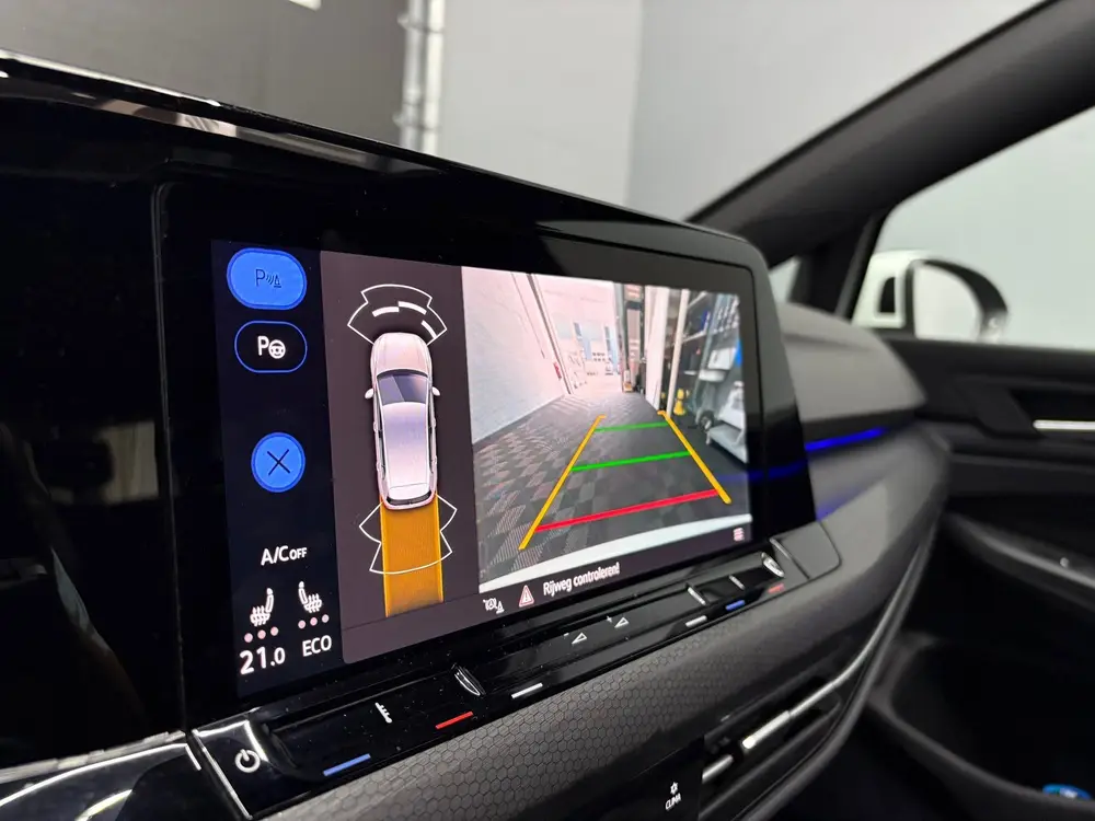 Volkswagen Golf GTE 1.4 eHybrid PANO uit 2021, foto 17