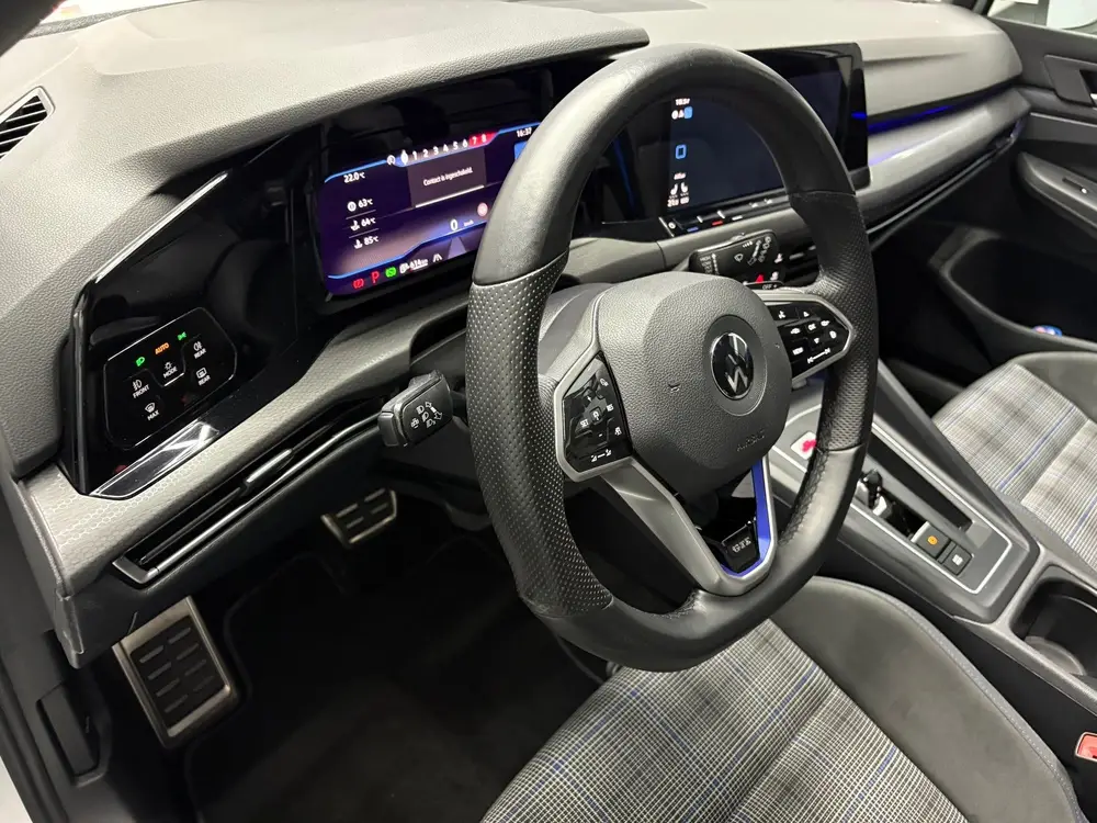 Volkswagen Golf GTE 1.4 eHybrid PANO uit 2021, foto 8