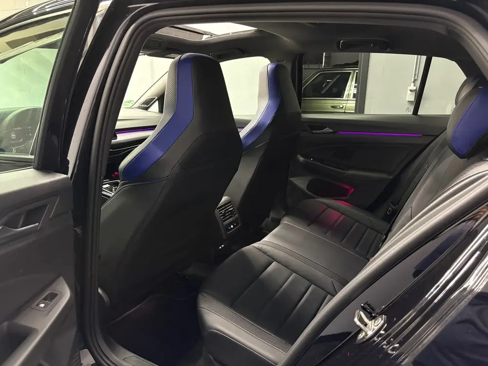 Volkswagen Golf 2.0 TSI R 4Motion Akra uit 2023, foto 12