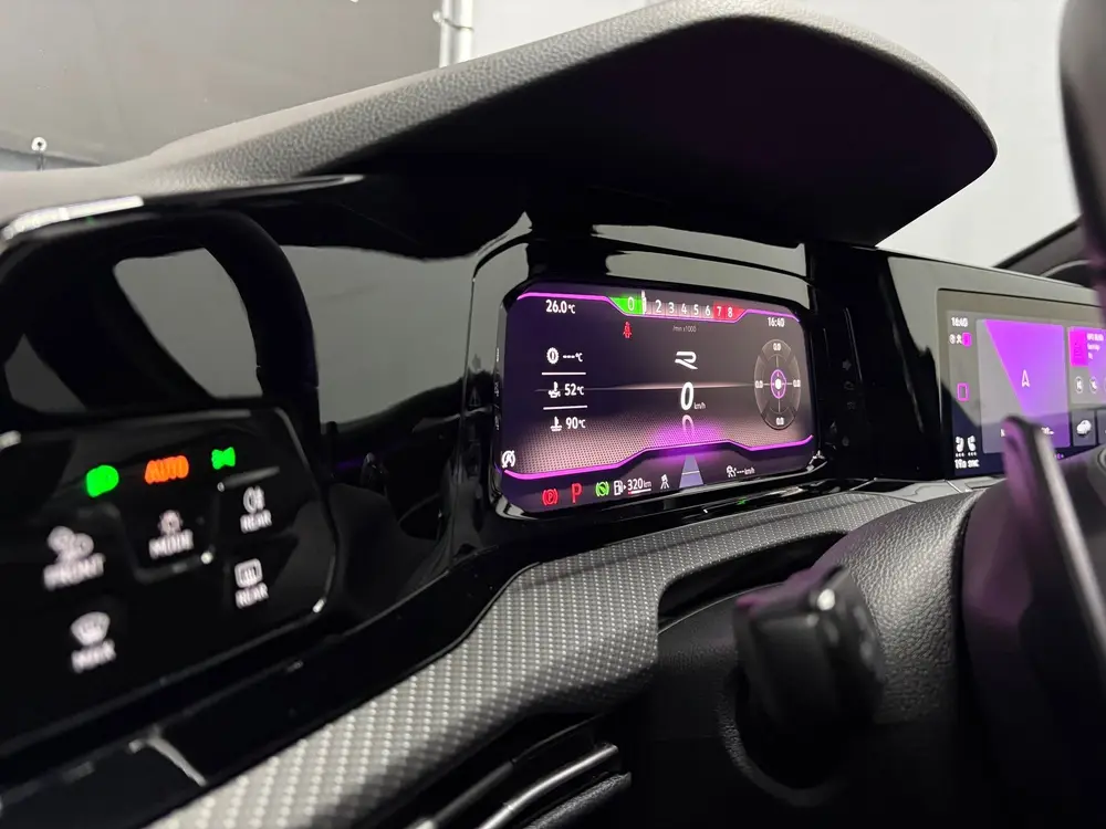 Volkswagen Golf 2.0 TSI R 4Motion Akra uit 2023, foto 16