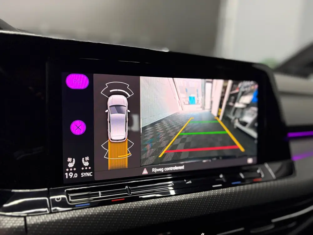 Volkswagen Golf 2.0 TSI R 4Motion Akra uit 2023, foto 19