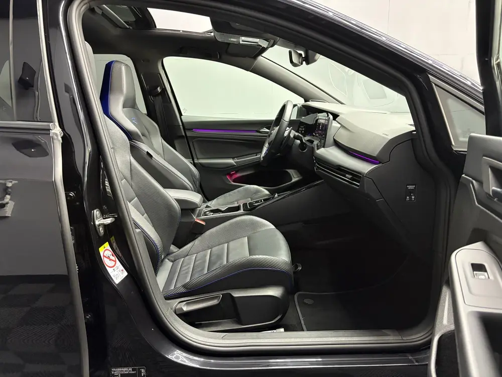 Volkswagen Golf 2.0 TSI R 4Motion Akra uit 2023, foto 9