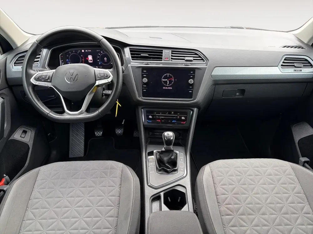 Volkswagen Tiguan 1.5 TSI Life | Draadloos Carplay | Navi | uit 2021, foto 10