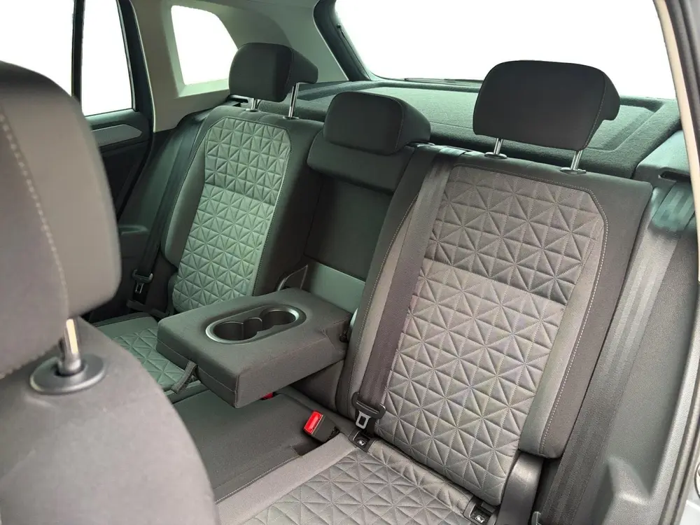Volkswagen Tiguan 1.5 TSI Life | Draadloos Carplay | Navi | uit 2021, foto 13