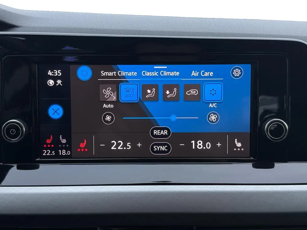 Volkswagen Golf 1.0 eTSI Life Business *Automaat*Navigatie*P uit 2020, foto 16