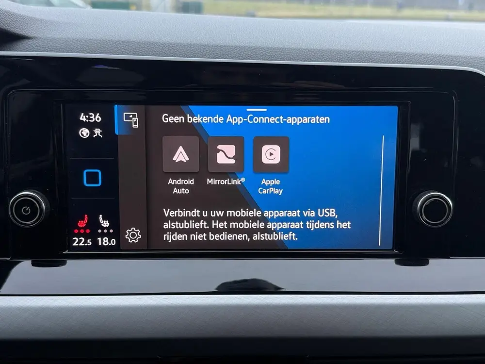 Volkswagen Golf 1.0 eTSI Life Business *Automaat*Navigatie*P uit 2020, foto 17