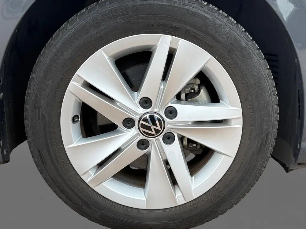 Volkswagen Golf 1.0 eTSI Life Business *Automaat*Navigatie*P uit 2020, foto 18
