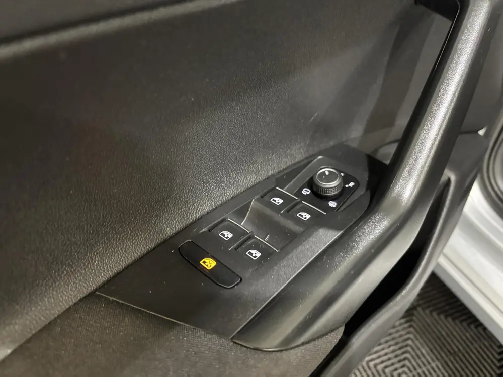 Volkswagen Taigo 115PK TSI R-Line Edition Automaat | Digital uit 2025, foto 13