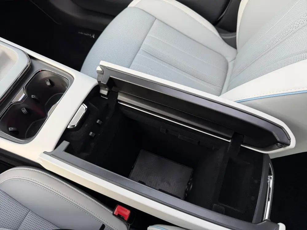Voyah Courage Business Edition 80 kWh | Direct Leverbaar | F uit 2026, foto 17