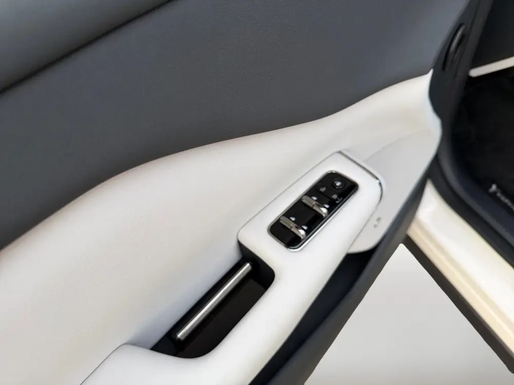 Voyah Courage Business Edition 80 kWh | Direct Leverbaar | F uit 2026, foto 5