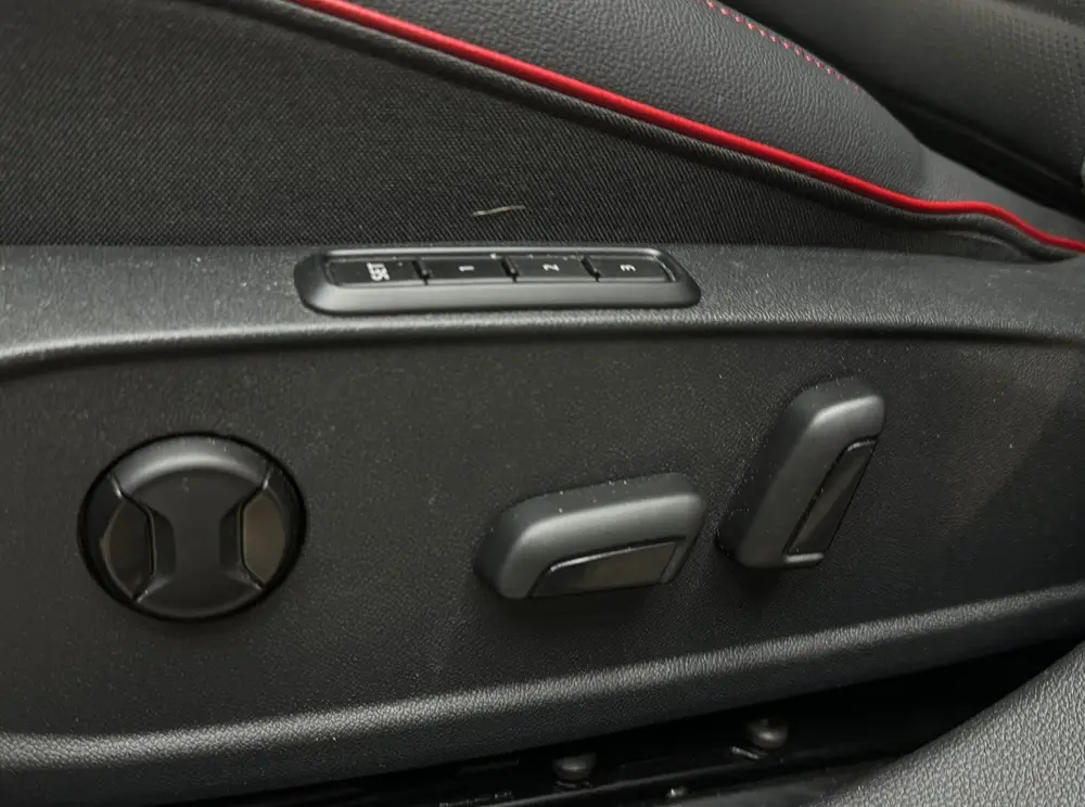 Volkswagen Golf 2.0 TSI GTI Clubsport Pano|Akrapovic|HuD|H/K uit 2024, foto 18