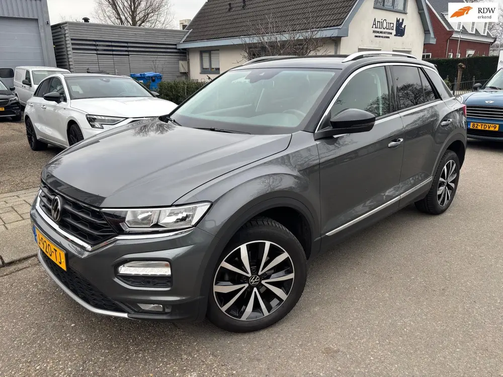 Volkswagen T-Roc 1.0 TSI Style Business Camera uit 2020