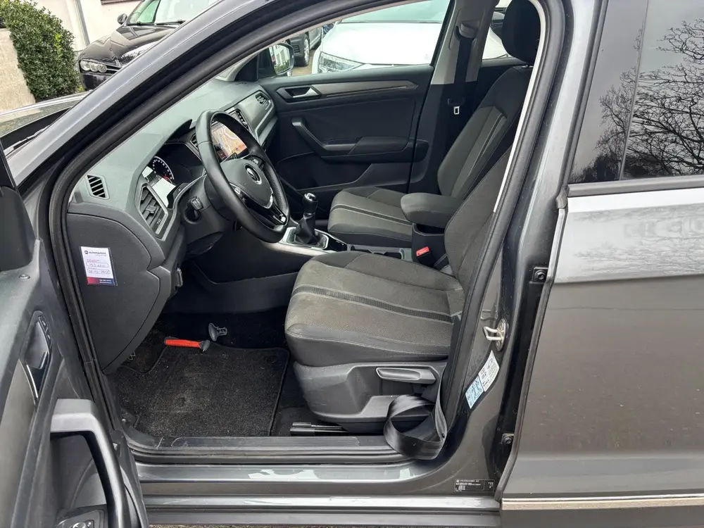 Volkswagen T-Roc 1.0 TSI Style Business Camera uit 2020, foto 11