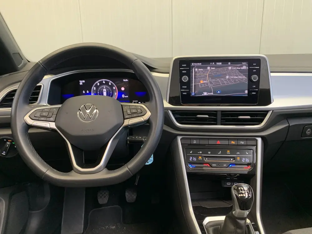 Volkswagen T-Roc Cabrio 1.0 TSI Style DIGITAL COCKPIT-NAVI-E uit 2024, foto 5
