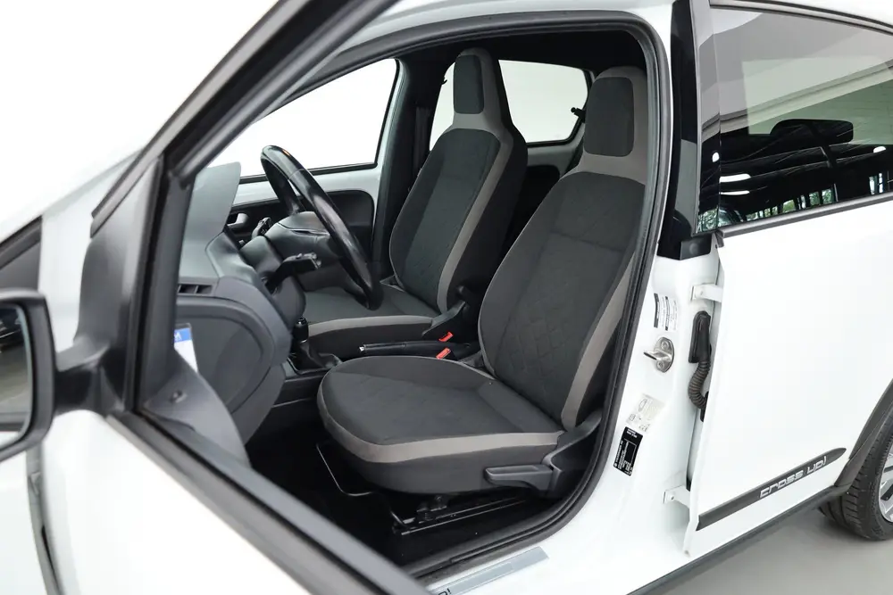 Volkswagen Up! 1.0 TSI 90PK BMT Cross Up! | Rijklaar! | Stoe uit 2019, foto 3