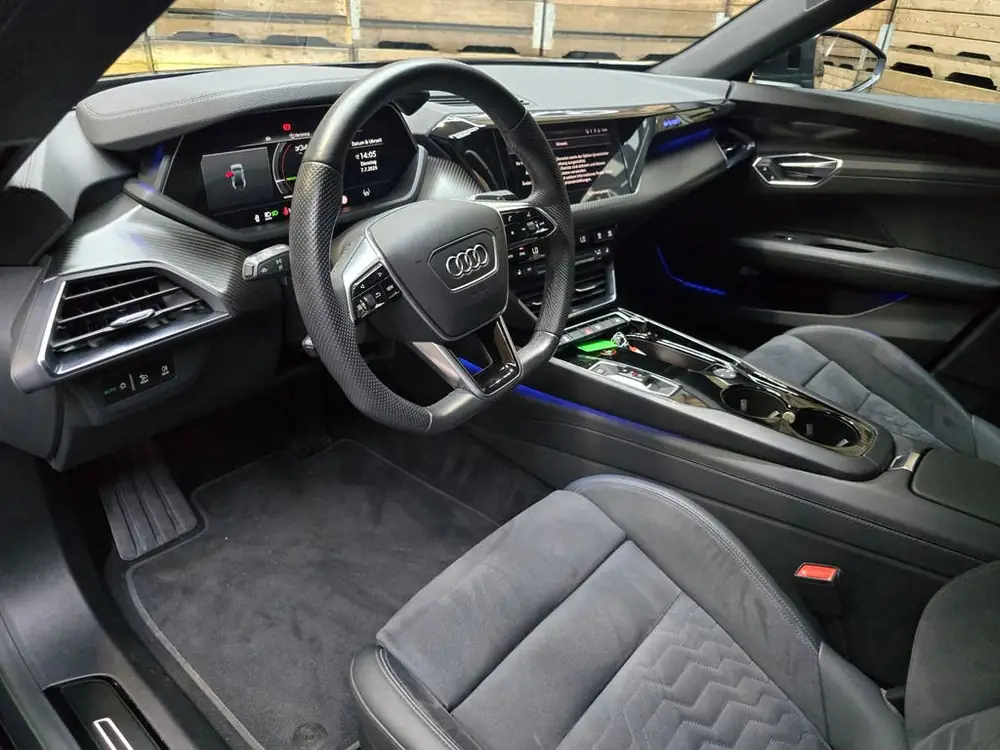 Audi E-tron GT GT 93 kWh HUD Matrix LED Navi Panorama B&O 93 uit 2023, foto 3