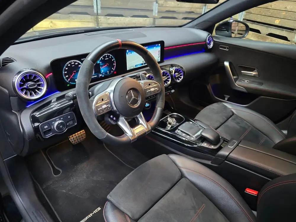 Mercedes-Benz A-Klasse AMG 35 4MATIC Premium Pano Sfeer Came uit 2021, foto 3