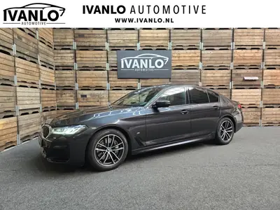 BMW 5-Serie 530d Business Edition Plus M-Sport Laser Led Pan uit 2023