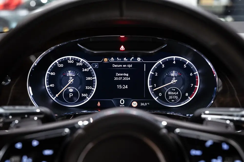 Bentley Continental W12 uit 2019, foto 20