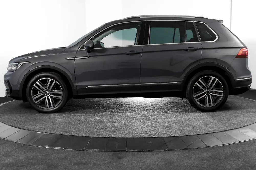 Volkswagen Tiguan 1.5 TSI 150 PK Life Business | Trekhaak | uit 2022, foto 5