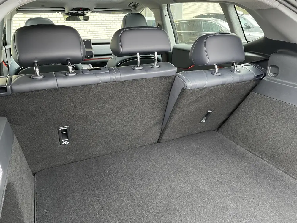 Voyah Courage Business Edition 80 kWh l Stoel verwarming/ven uit 2026, foto 6