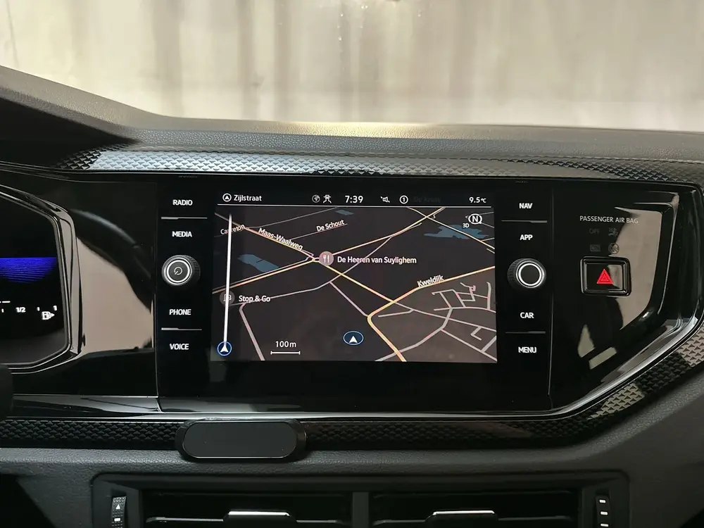 Volkswagen Polo 1.0 TSI DSG Life Parkeersensoren Navigatie V uit 2022, foto 13