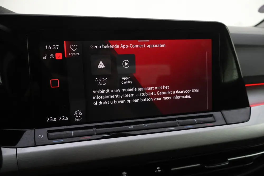 Volkswagen Golf 1.0 eTSI Dsg Life Business FULL LED | CAMERA uit 2023, foto 16
