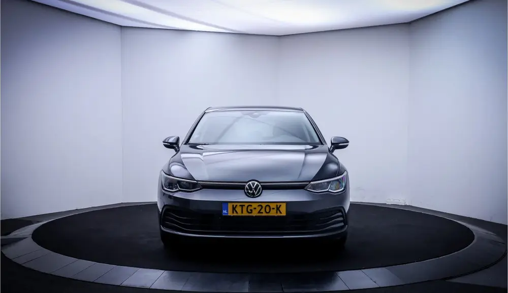 Volkswagen Golf 1.0 eTSI Dsg Life Business FULL LED | CAMERA uit 2023, foto 2