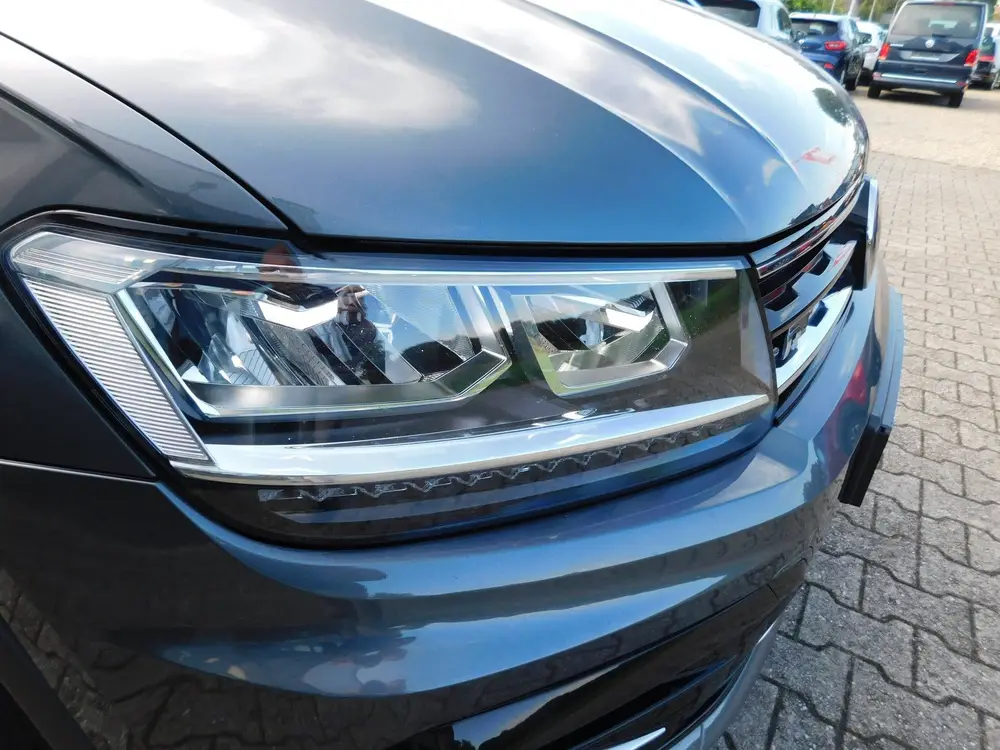 Volkswagen Tiguan 1.5 TSI/DSG Highline R-line, Camera, Panor uit 2020, foto 14