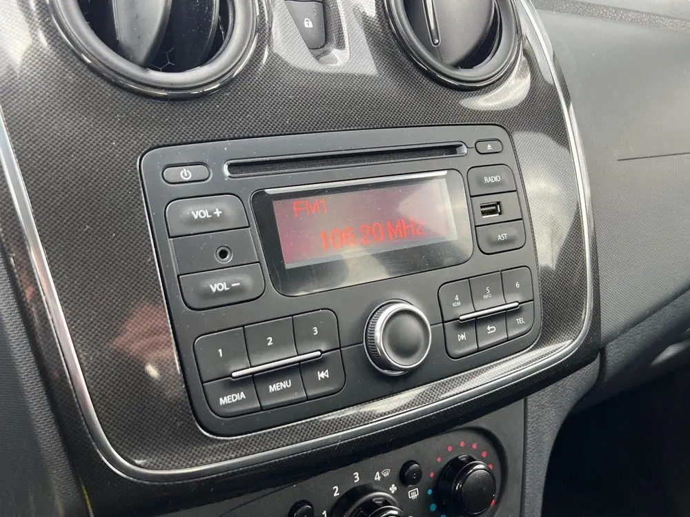 Dacia Sandero 1.0 TCe 90 Essential AIRCO / STOELVERWARMING uit 2020, foto 13