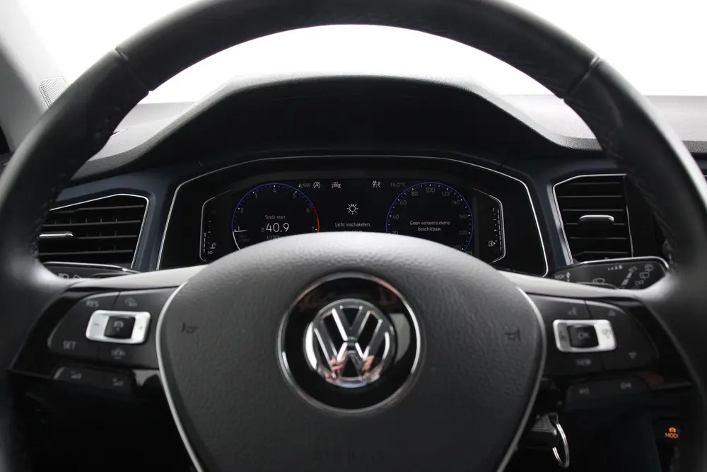 Volkswagen T-Roc 1.5 TSI 150pk DSG R-Line United Navigatie C uit 2020, foto 11