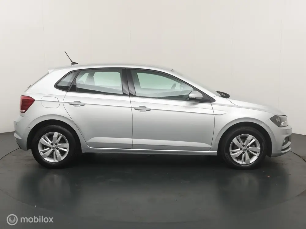 Volkswagen Polo 1.0 TSI Comfortline Business AUTOMAAT uit 2019, foto 6