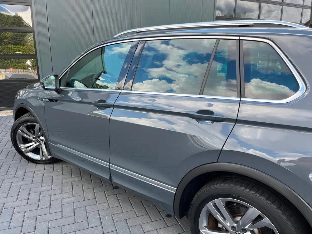 Volkswagen Tiguan 1.5 TSI R-Line Business+ NLAuto/Panoramada uit 2021, foto 12