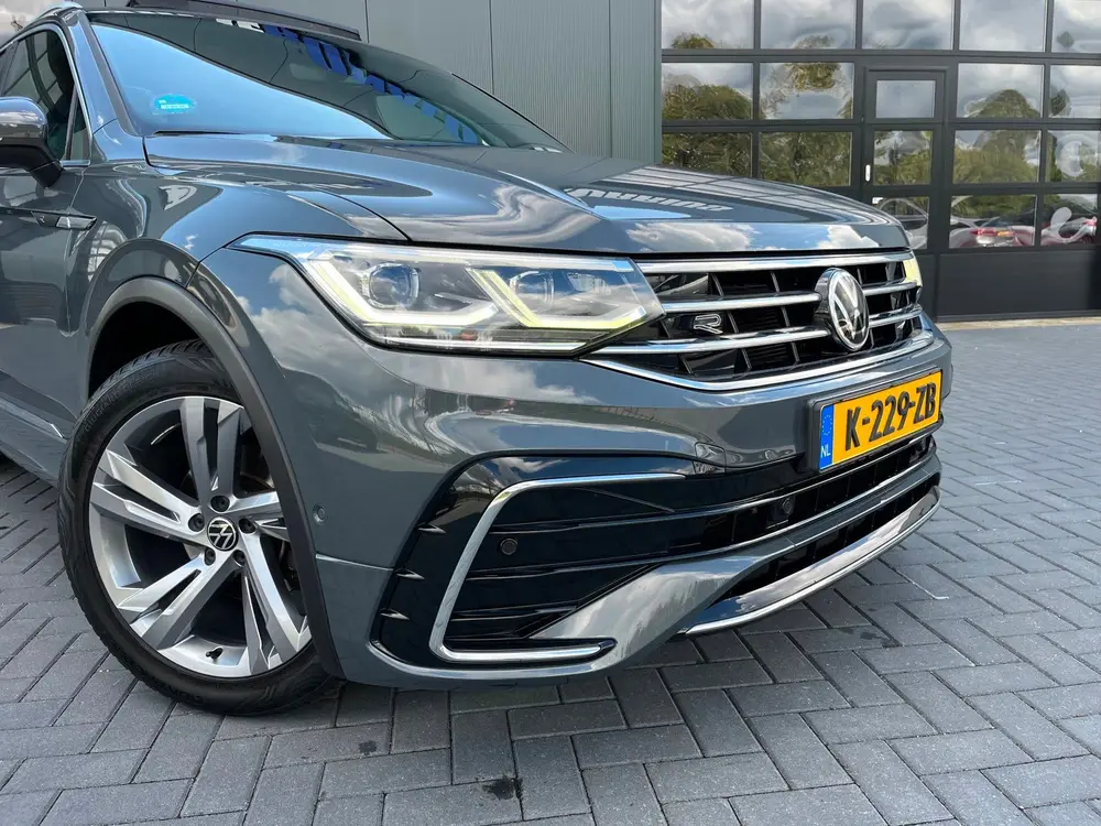 Volkswagen Tiguan 1.5 TSI R-Line Business+ NLAuto/Panoramada uit 2021, foto 5