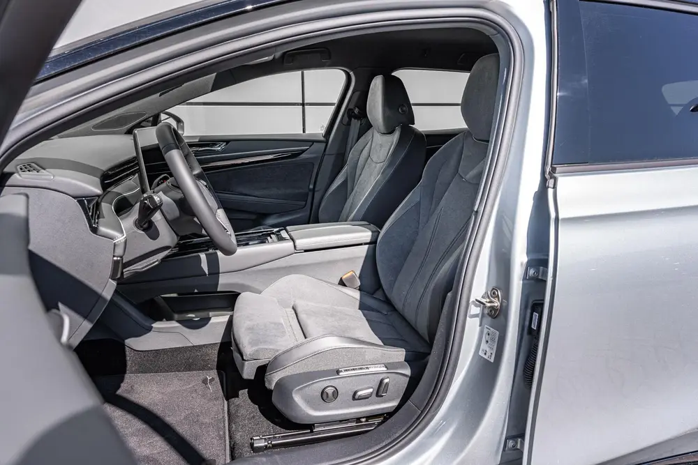 Volkswagen ID.7 Tourer 286pk Pro Limited Edition 77 kWh | Bl uit 2026, foto 4